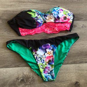 beach bunny swimwear floral lace bandeau bikini size small new